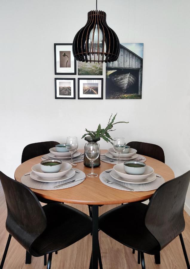 Trendy Apartment In The Heart Of Green Lahti, Free Parking Buitenkant foto