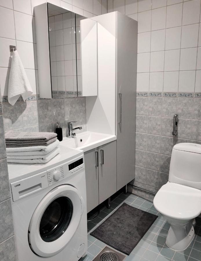 Trendy Apartment In The Heart Of Green Lahti, Free Parking Buitenkant foto